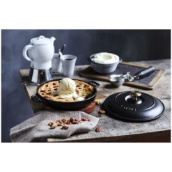 Staub Ovenschaal Met Deksel 20 Cm, Rond, Zwart 7 Staub Ovenschaal Met Deksel 20 Cm, Rond, Zwart -Kook Warm Verkoopwinkel 000016835