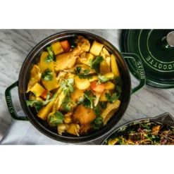 Staub Gietijzeren Braadpan 24 Cm / 3,8 L, Rond, Basilicum -Kook Warm Verkoopwinkel 000019329