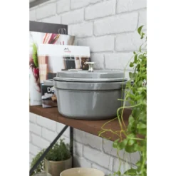 Staub Gietijzeren Braadpan 16 Cm / 1,25 L, Rond, Grafietgrijs -Kook Warm Verkoopwinkel 750032229