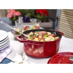 Staub Gietijzeren Braadpan 24 Cm / 3,8 L, Rond, Kersenrood -Kook Warm Verkoopwinkel 750036202