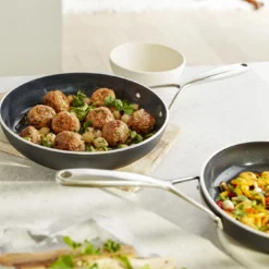 Demeyere Bakpannenset, 2-delig, 30 & 20cm -Kook Warm Verkoopwinkel DM alu plus 3 ceraforce 24cm pan