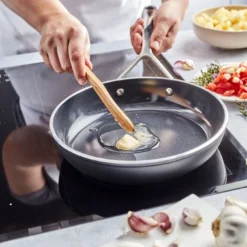 Demeyere Bakpannenset, 2-delig, 24 & 20cm -Kook Warm Verkoopwinkel alu plus 3 ceraforce 24cm pan 1